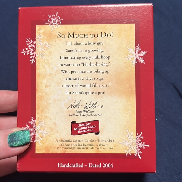Hallmark Santa ornament 2004 - Picture 2 of 9